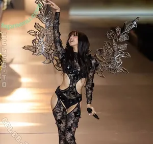 Lisa Manobal / lalalalisa_m nude photo #0062