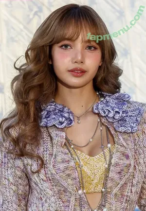Lisa Manoban / lalalalisa_m nude photo #0108