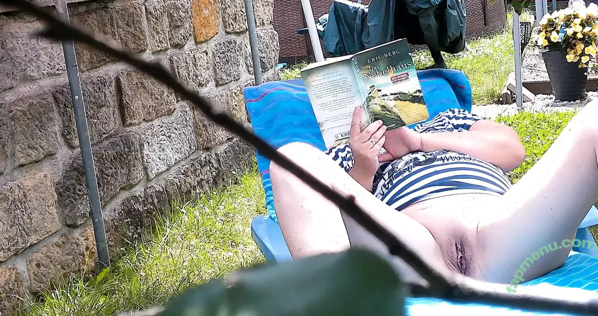 Lisa on the weekend nude photo #0021 (Lisa_onthe_weekend)