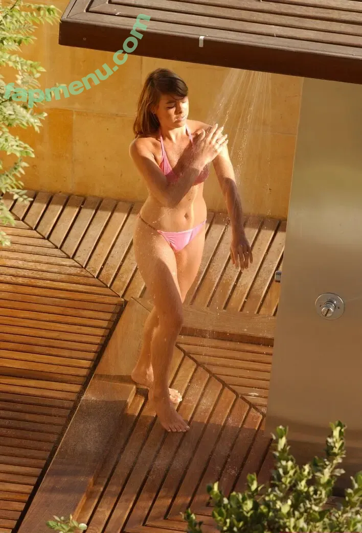 Lisa Scott-Lee nude photo #0040 (lisascottlee1)