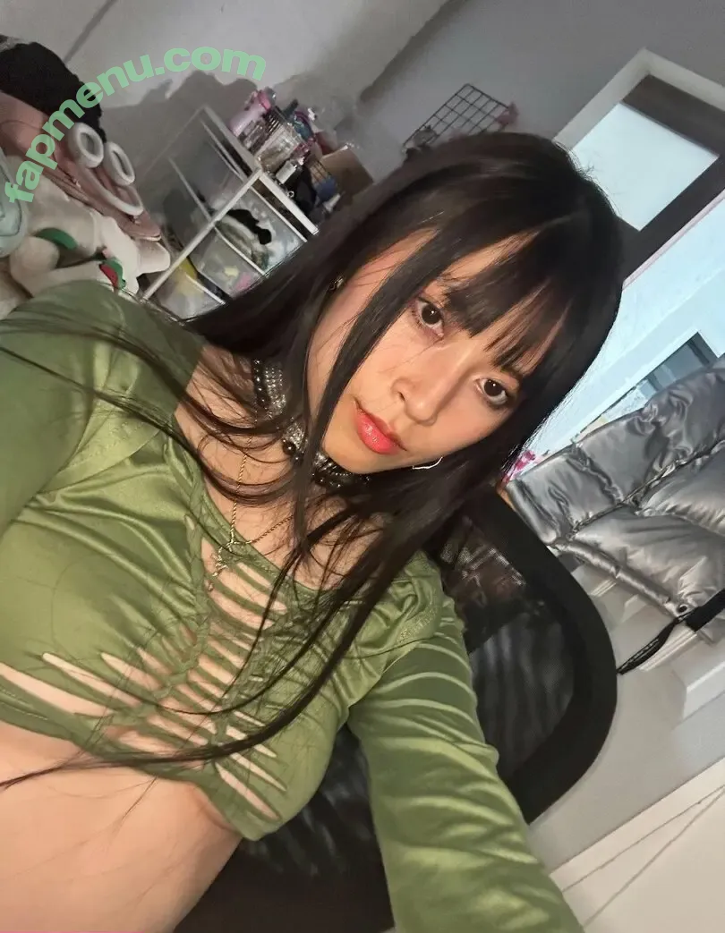 Lisa Tung nude photo #0005 (_lisatung / artsybylisa)
