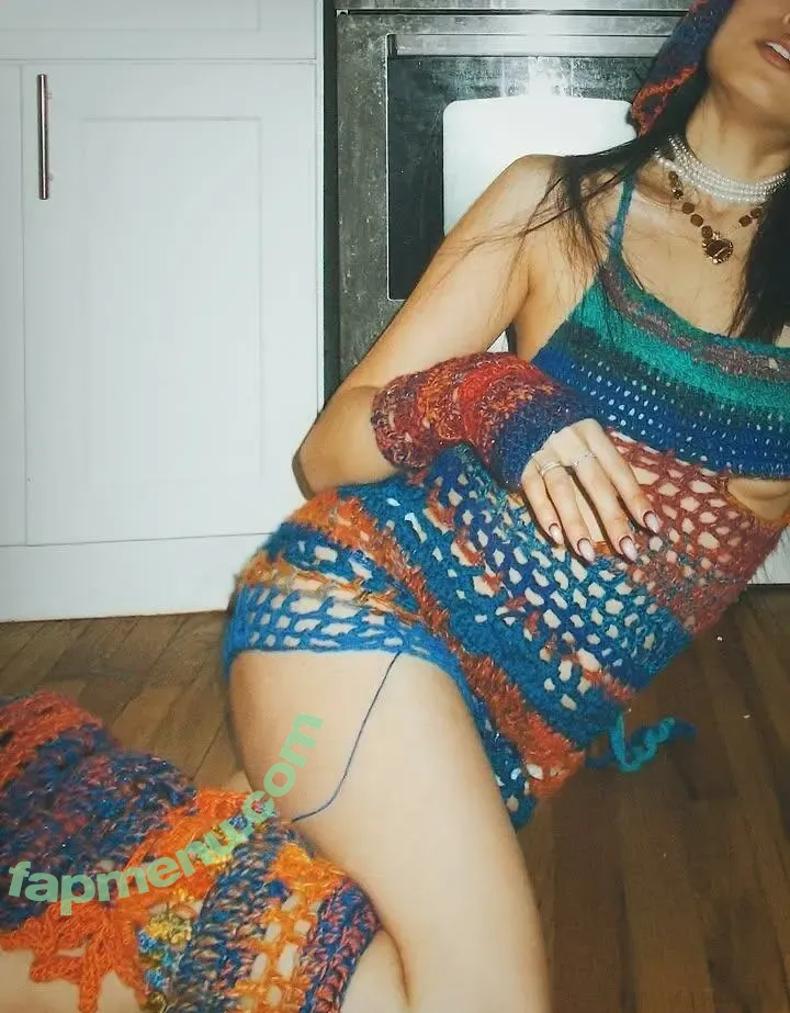 Lisa Tung nude photo #0058 (_lisatung / artsybylisa)