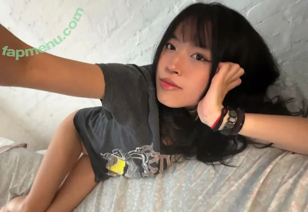 Lisa Tung nude photo #0063 (_lisatung / artsybylisa / lisatung)