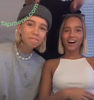 Lisa und Lena / lisaandlena nude photo #0047