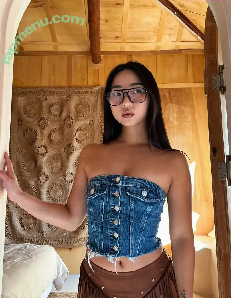 Lisahannalee nude photo #0018 (lalisaleague)