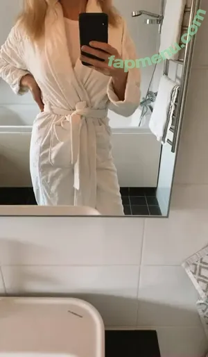 lisahansonn / lisahanson nude photo #0001