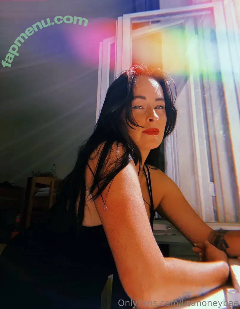 lisahoneybae nude photo #0004 (lisahoneybee)
