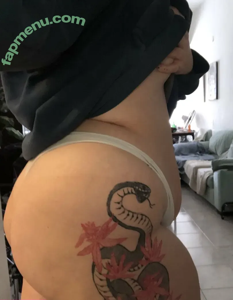 Lisalope96 nude photo #0010 (leilux_x / lisalope)