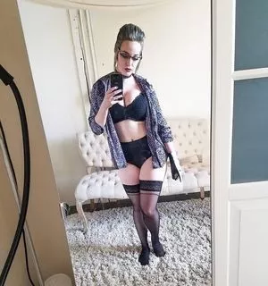 LisaLouWho / LisaLouPatreon / lisalouwhoxoxo nude photo #0009