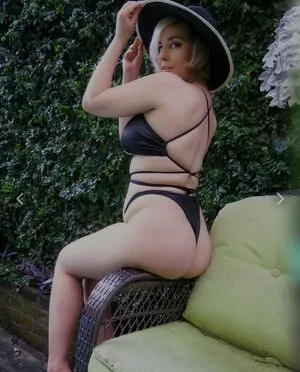 LisaLouWho / LisaLouPatreon / lisalouwhoxoxo nude photo #0165