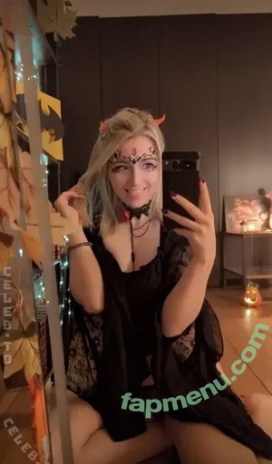 Lisamaus / Lisa.Sakura22 / kimilee22 / lisaonthemooni nude photo #0045