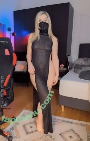 Lisamaus / Lisa.Sakura22 / kimilee22 / lisaonthemooni nude photo #0060