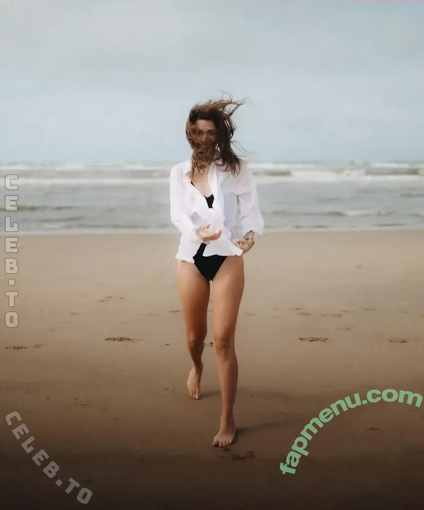 lisamkws_ nude photo #0021 (lisamkws_)