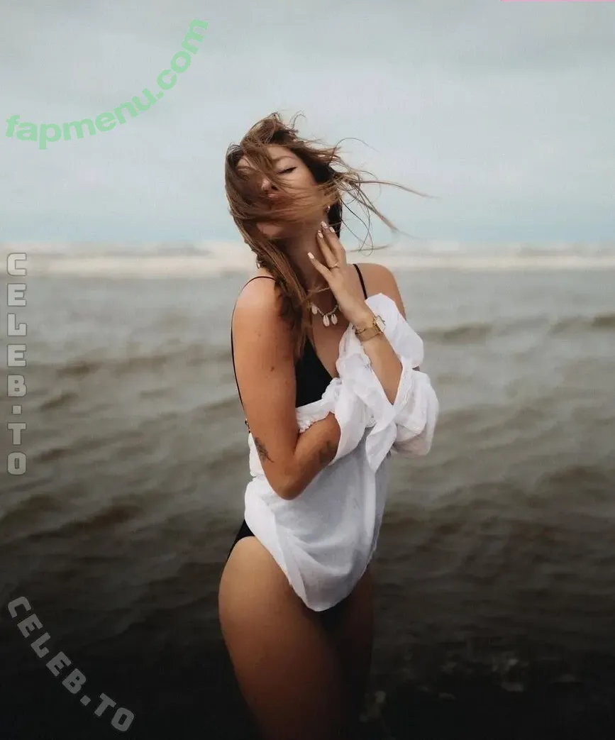 lisamkws_ nude photo #0023 (lisamkws_)