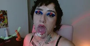 lisavila.salivaqueen / lisasalivan nude photo #0001