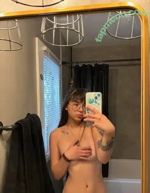 lisetteonset / lisette.still.on.set nude photo #0013