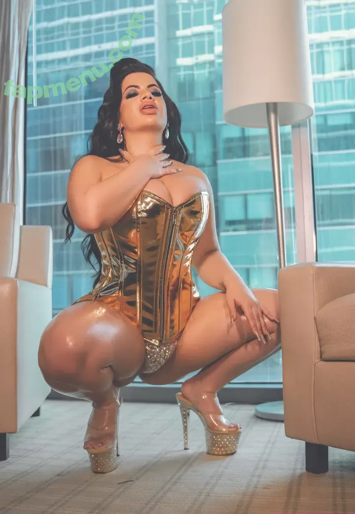 Lissa Aires nude photo #0500 (iwantlissaaires / lisa martiz / lissaaires / lissaairesa)