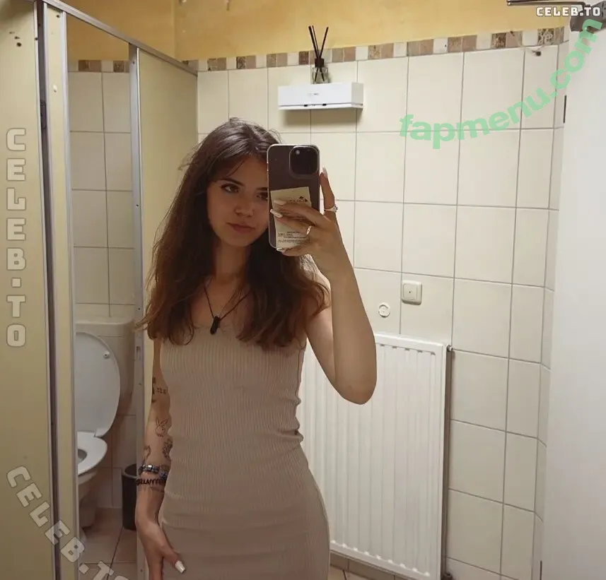 Lissyslustfulfantasies nude photo #0019 (l369111 / lustfullfantasie / openeyendd)