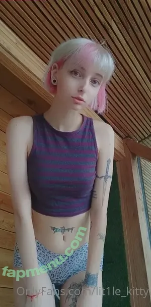  nude photo #0007