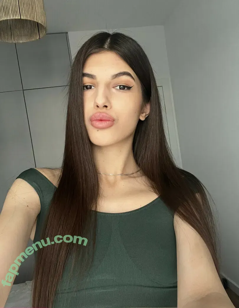 litlleannie nude photo #0009 (Little Annie / annie.f4ls)