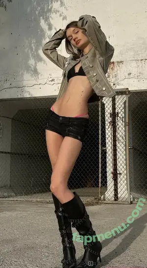 litlonn / Katya nude photo #0822