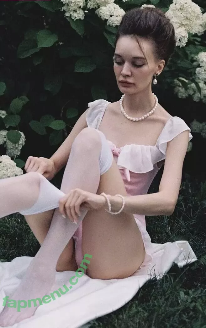 litlonn nude photo #0378 (Katya)