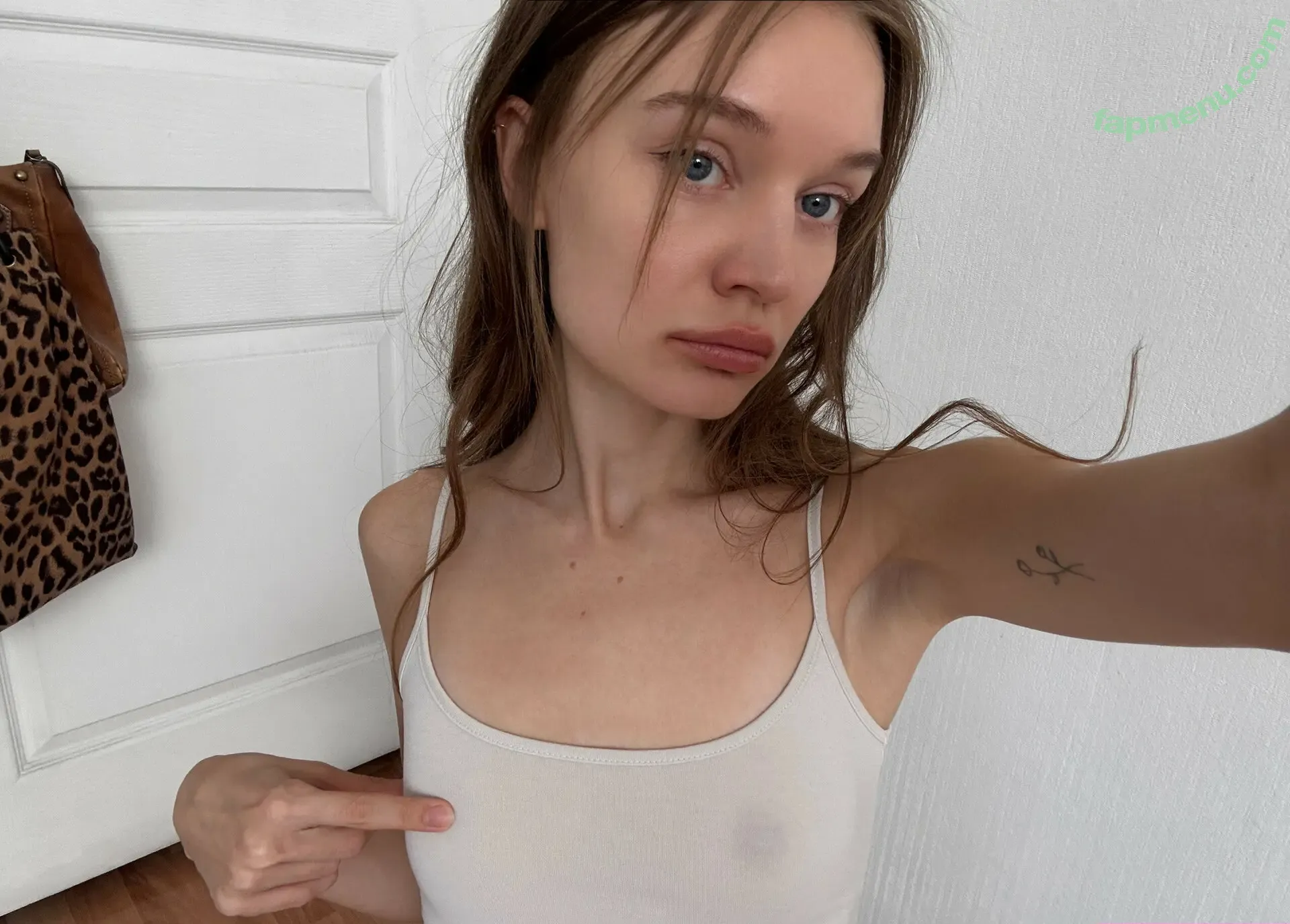 litlonn nude photo #0924 (Katya)