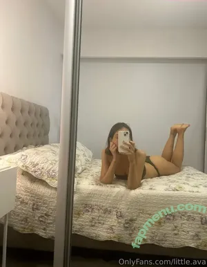  nude photo #0004