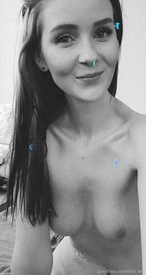 little_bee / LittleBeeBecca / little_becca_bee / littlebeccabee nude photo #0060