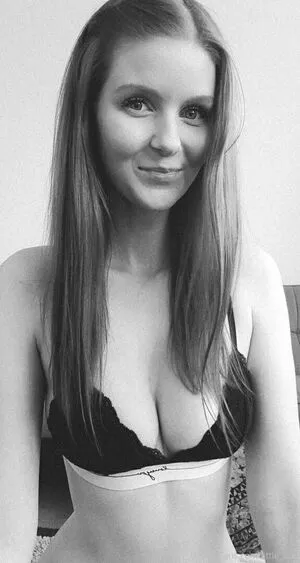 little_bee / little_becca_bee nude photo #0092