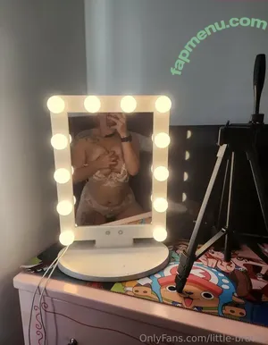 little-brat26 / da.brat26 nude photo #0039