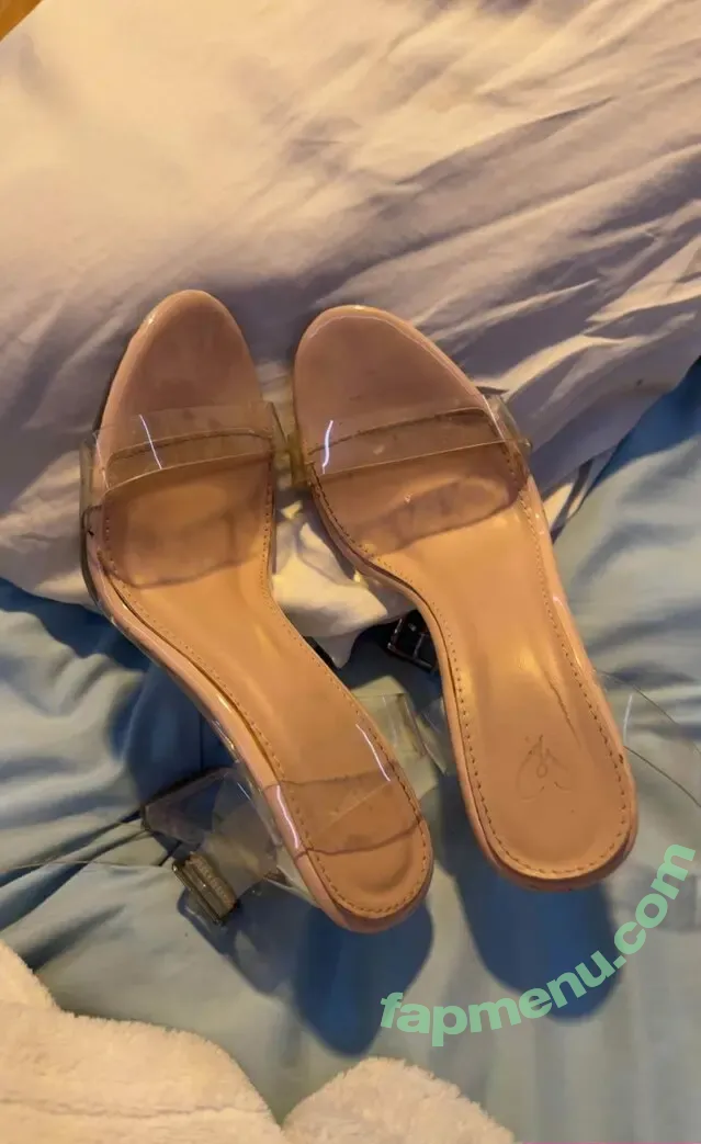 Little_caoo nude photo #0027 (Little_caoo)