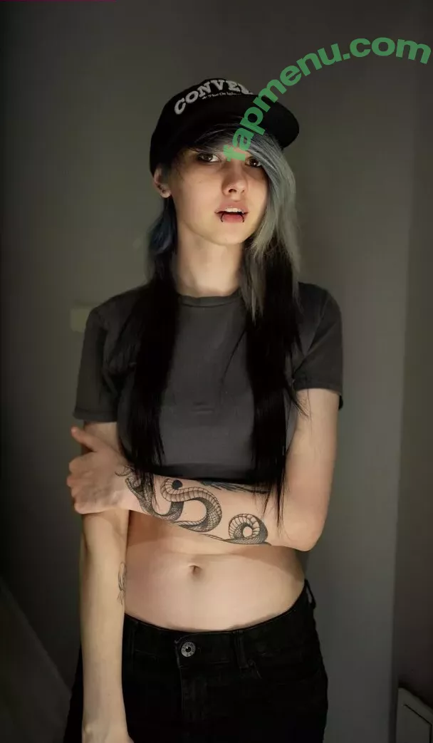 little_emo_kitten nude photo #1871 (daddys_emo_girl / justemokitten)