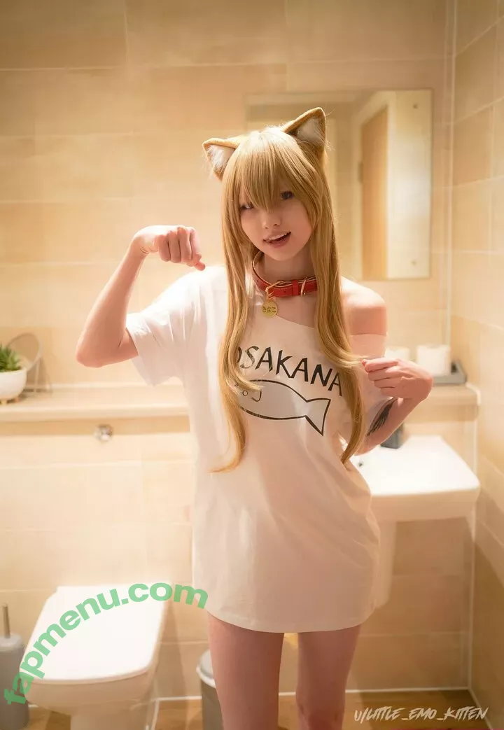 little_emo_kitten nude photo #1894 (daddys_emo_girl / justemokitten)