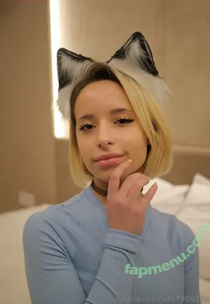 little.evelyn / littl.evelin nude photo #0043