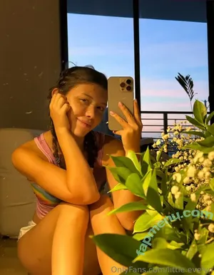 little.evelyn / littl.evelin nude photo #0138