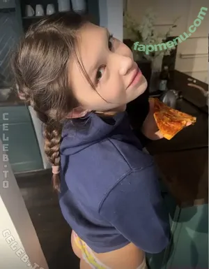 little.evelyn / littl.evelin nude photo #0187