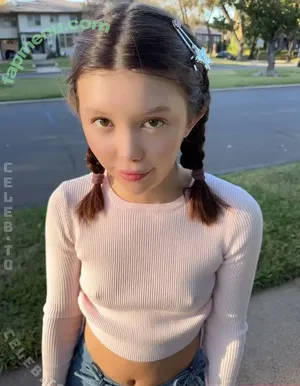 little.evelyn / littl.evelin nude photo #0211