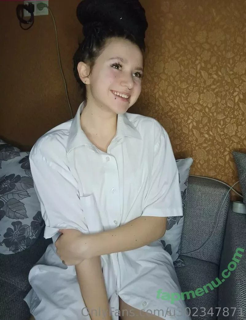 little_ksyusha nude photo #0007 (sabischo_gagalittlemonster)