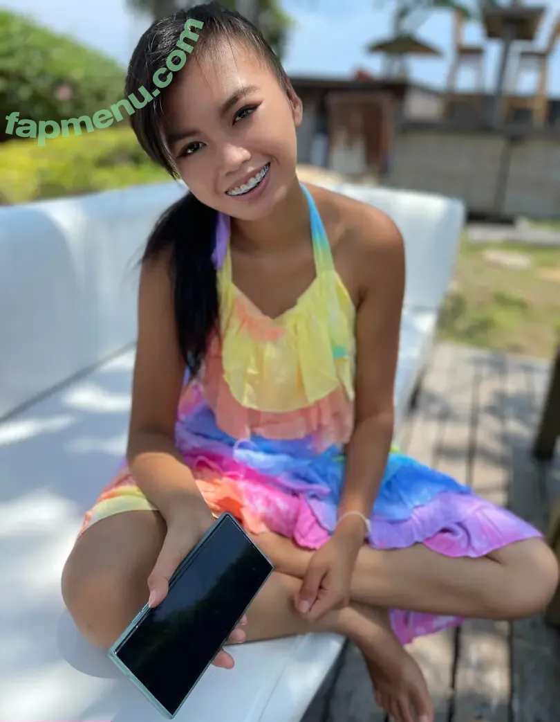 little-lisha nude photo #0017 (littlelisha143)