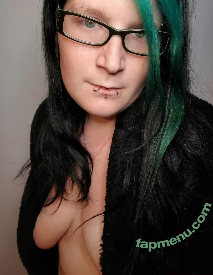 little_lotus nude photo #0002 (little_lotus)
