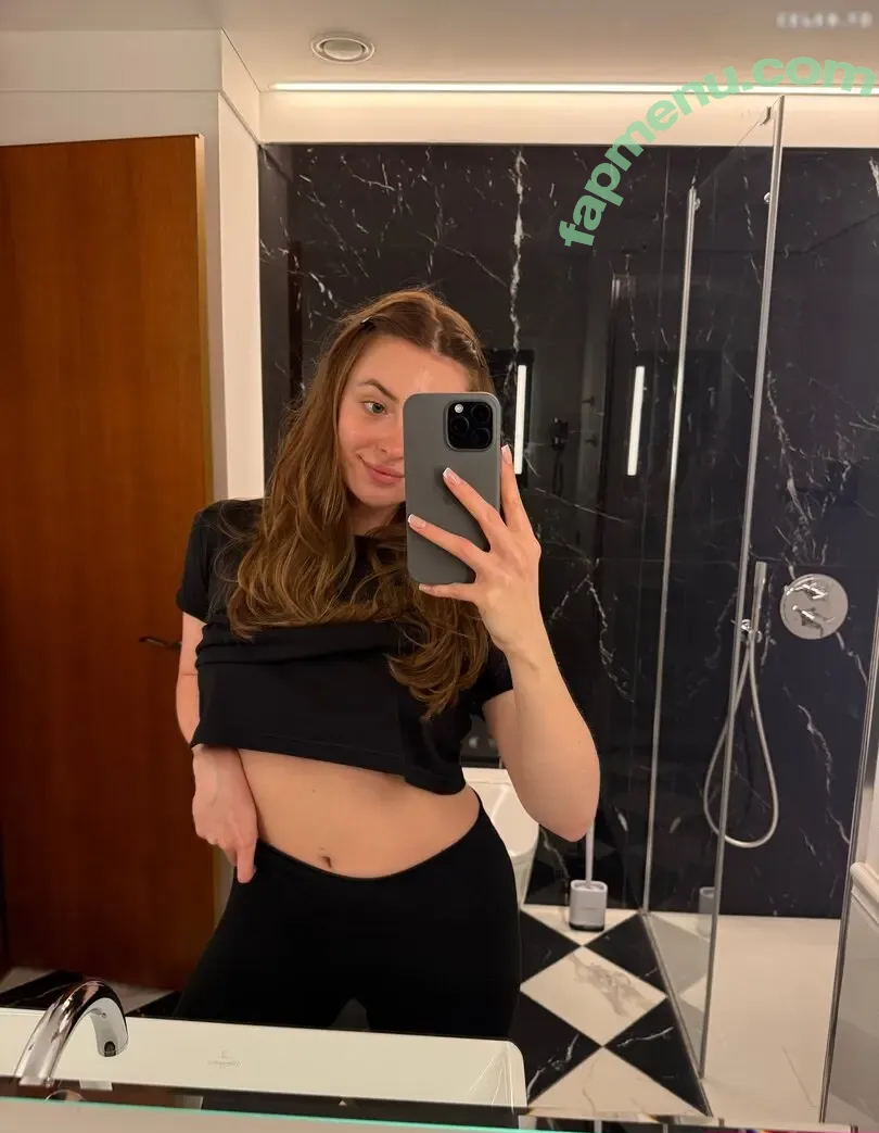 little_polly nude photo #0007 (llittle_polly / pollylittlecaprice)