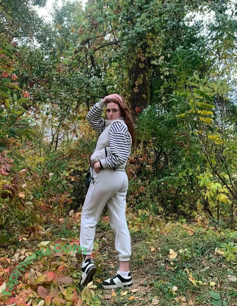 little_princess_ariana nude photo #0005 (little_princess_ariana)