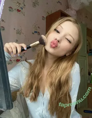 little_shelly / irishka_shelly nude photo #0020