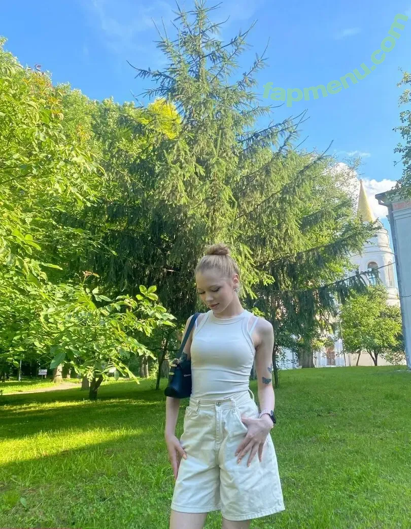 little_shelly nude photo #0031 (irishka_shelly)