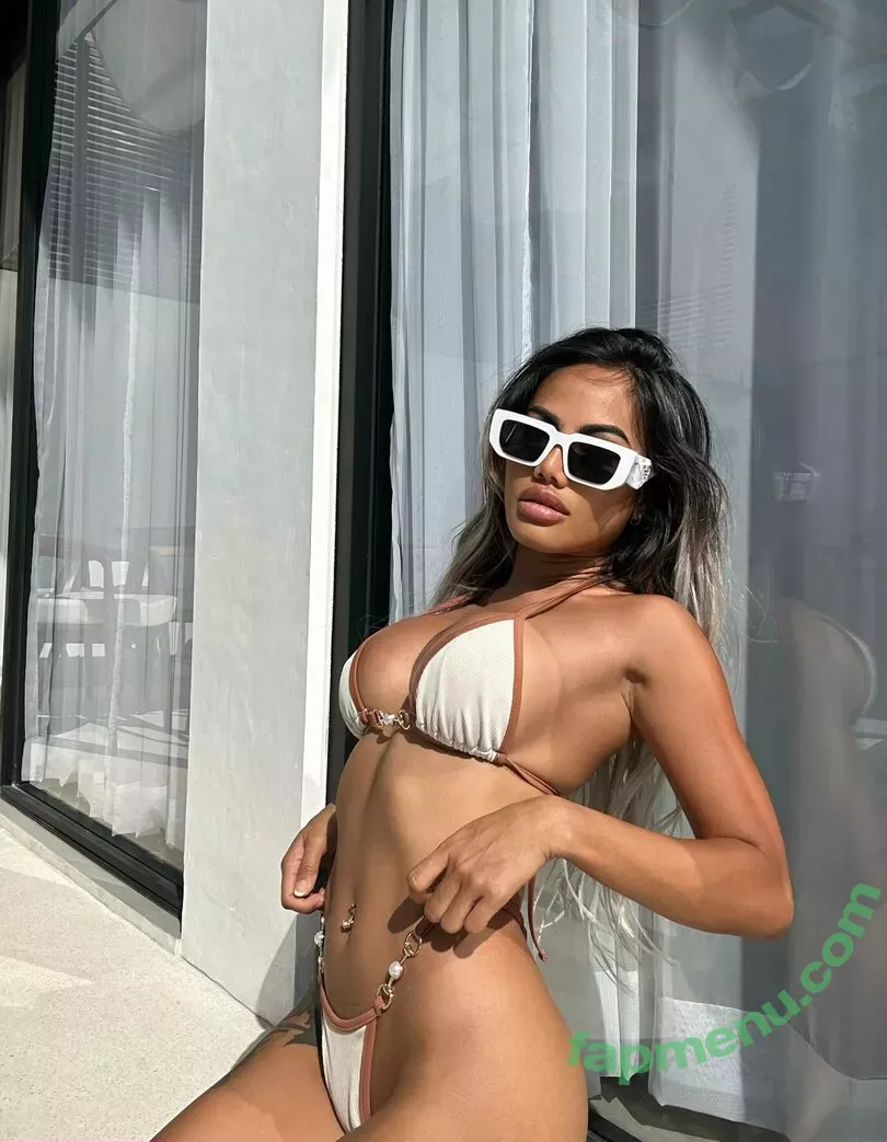 little_sophia nude photo #0106 (little_sophia__)