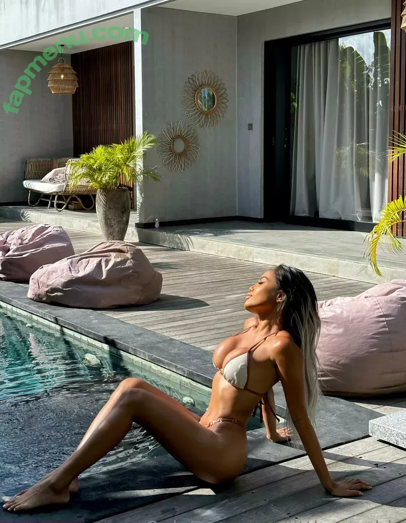 little_sophia nude photo #0121 (little_sophia__)