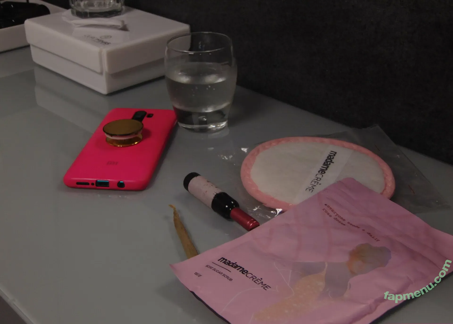 littleamorafr33 nude photo #0100 (liz_05_dixson)