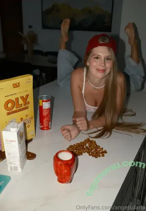 littleangelph / Angelphub nude photo #0136