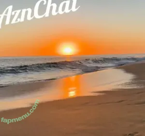 LittleAznChat / evilyn_13 nude photo #0105